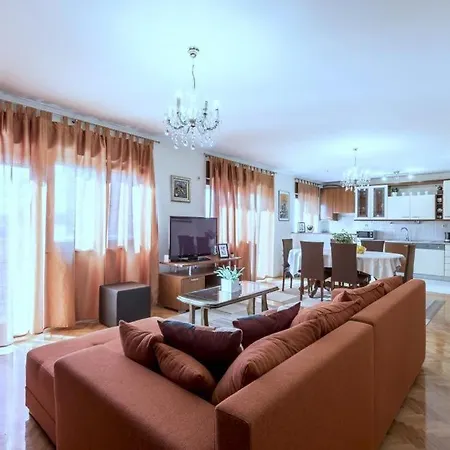 In Kastel Novi With Terrace, Air Conditioning, W-lan, Washing Machine 5104-1 Kaštela