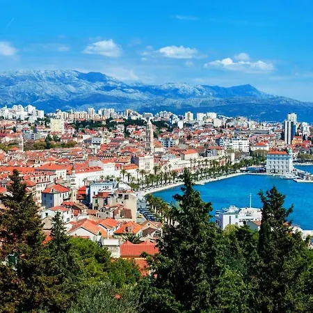 In Kastel Novi With Terrace, Air Conditioning, W-lan, Washing Machine 5104-1 Kaštela