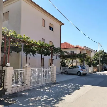 아파트 In Kastel Novi With Terrace, Air Conditioning, W-lan, Washing Machine 5104-1 *